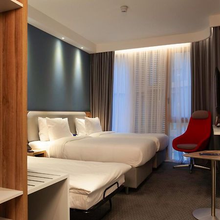 Holiday Inn Express Tbilisi Avlabari By Ihg Exterior photo