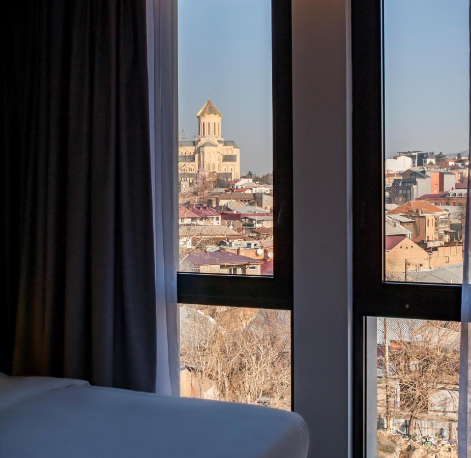 Holiday Inn Express Tbilisi Avlabari By Ihg Exterior photo